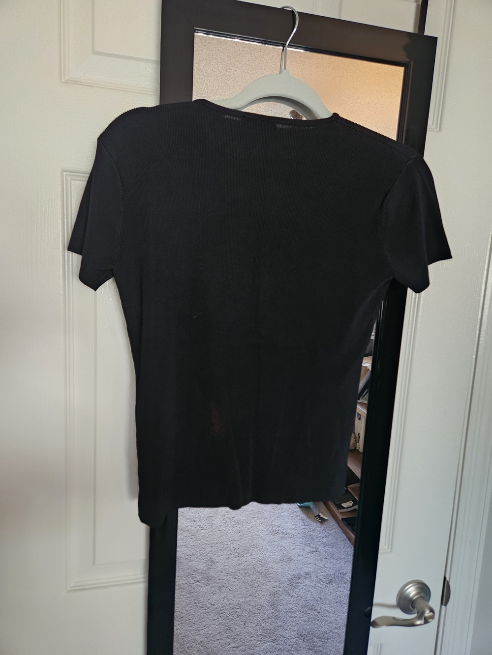 Woman's Epic New York Black Ribbed Short Sleeve Tee Shirt - Size Medium - Picture 8 of 12